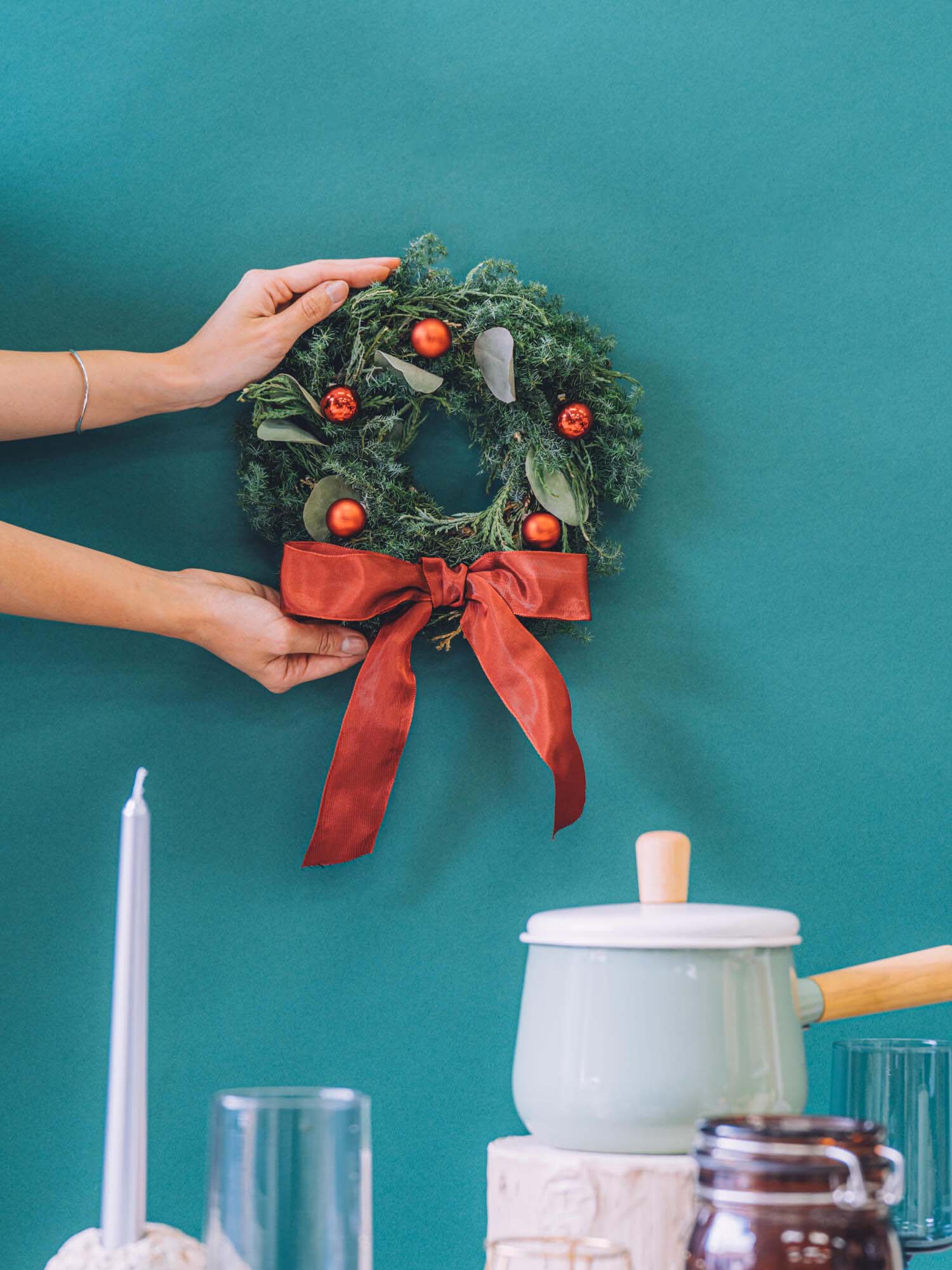 【クリスマス'24】ボール×リボンリース S - レッド -