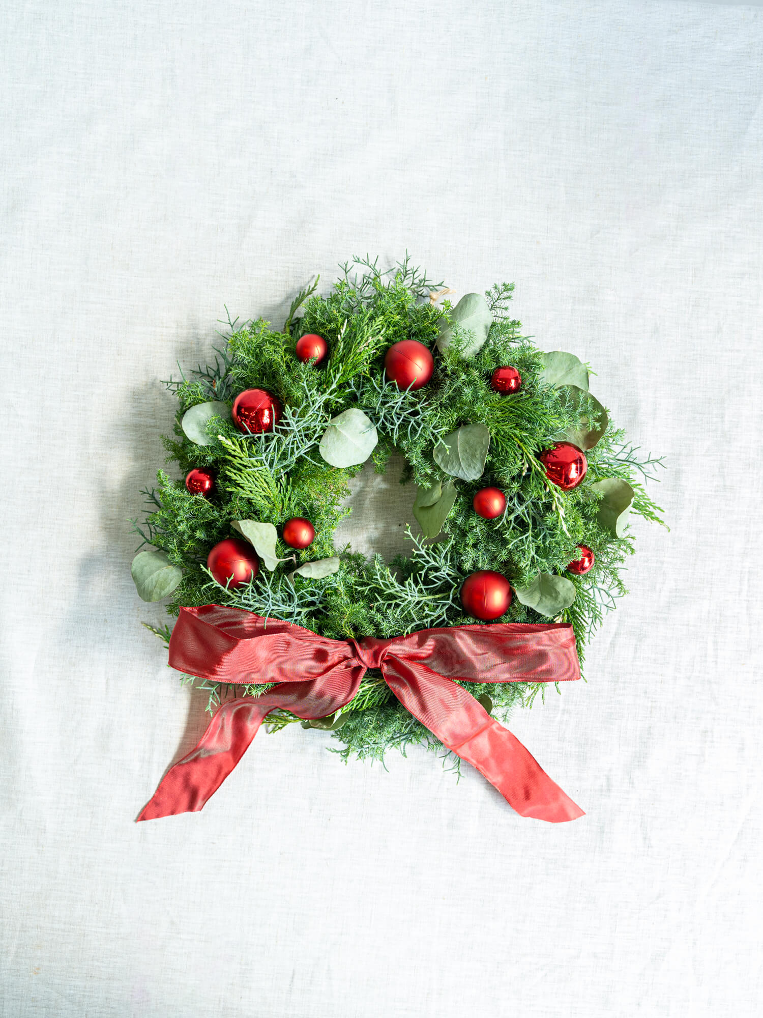 【クリスマス'24】ボール×リボンリース L - レッド -