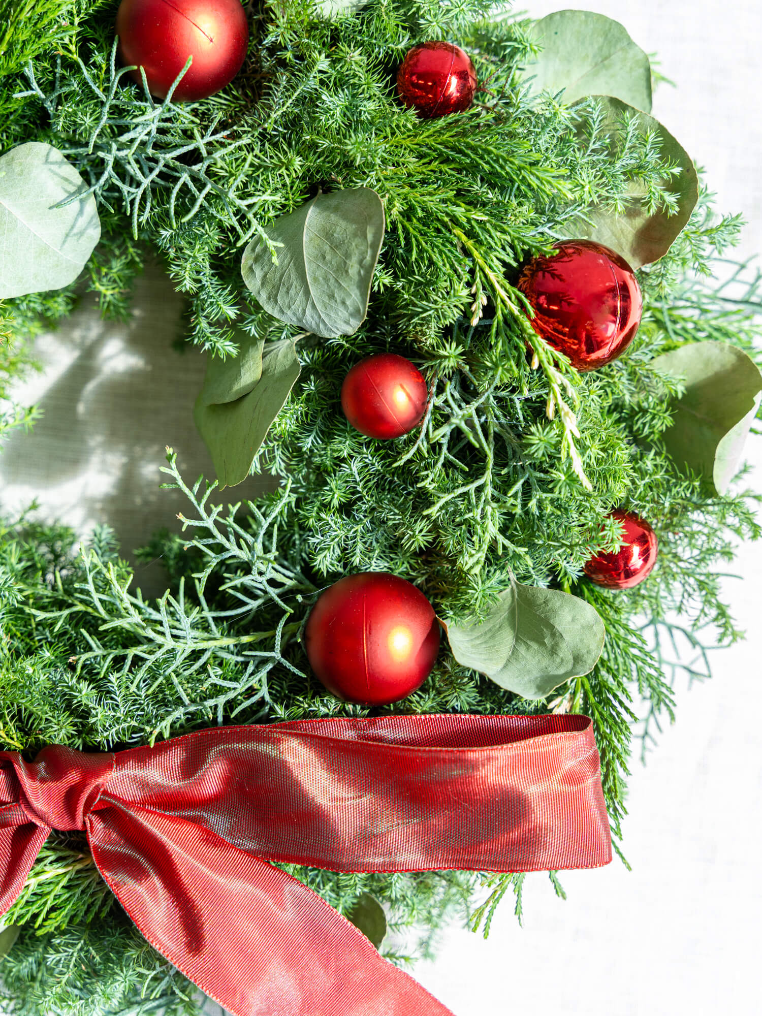 【クリスマス'24】ボール×リボンリース L - レッド -