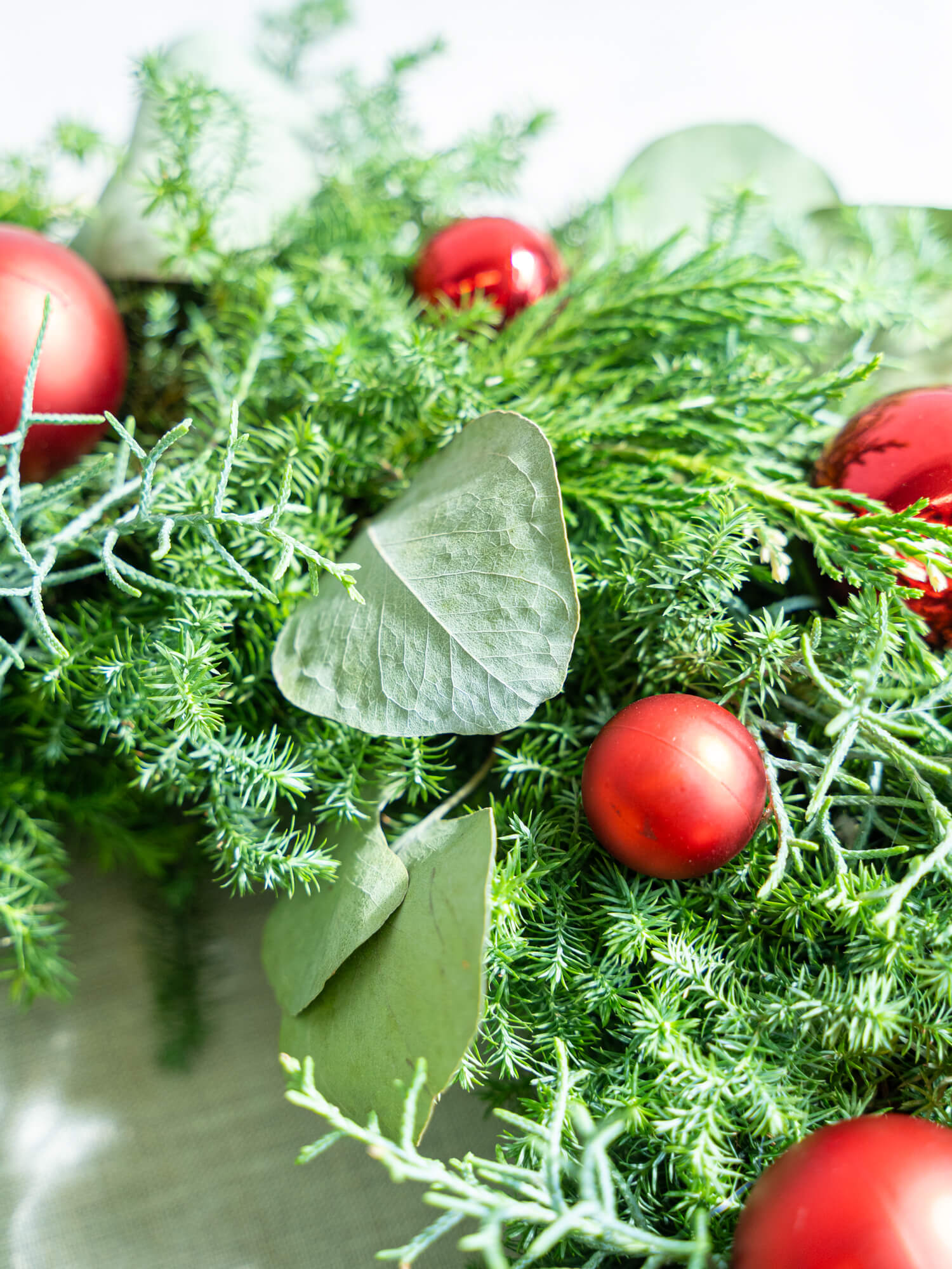 【クリスマス'24】ボール×リボンリース L - レッド -