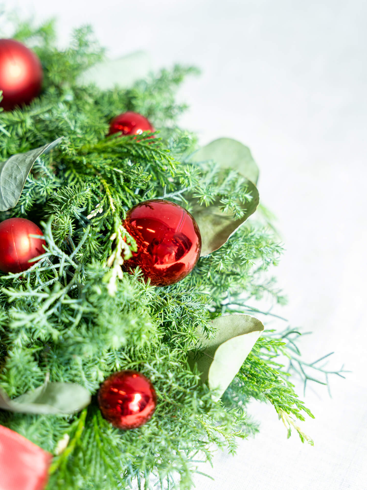 【クリスマス'24】ボール×リボンリース L - レッド -