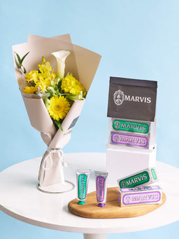 MARVIS「歯磨き粉2個セット」とおまかせブーケS イエローのセット
