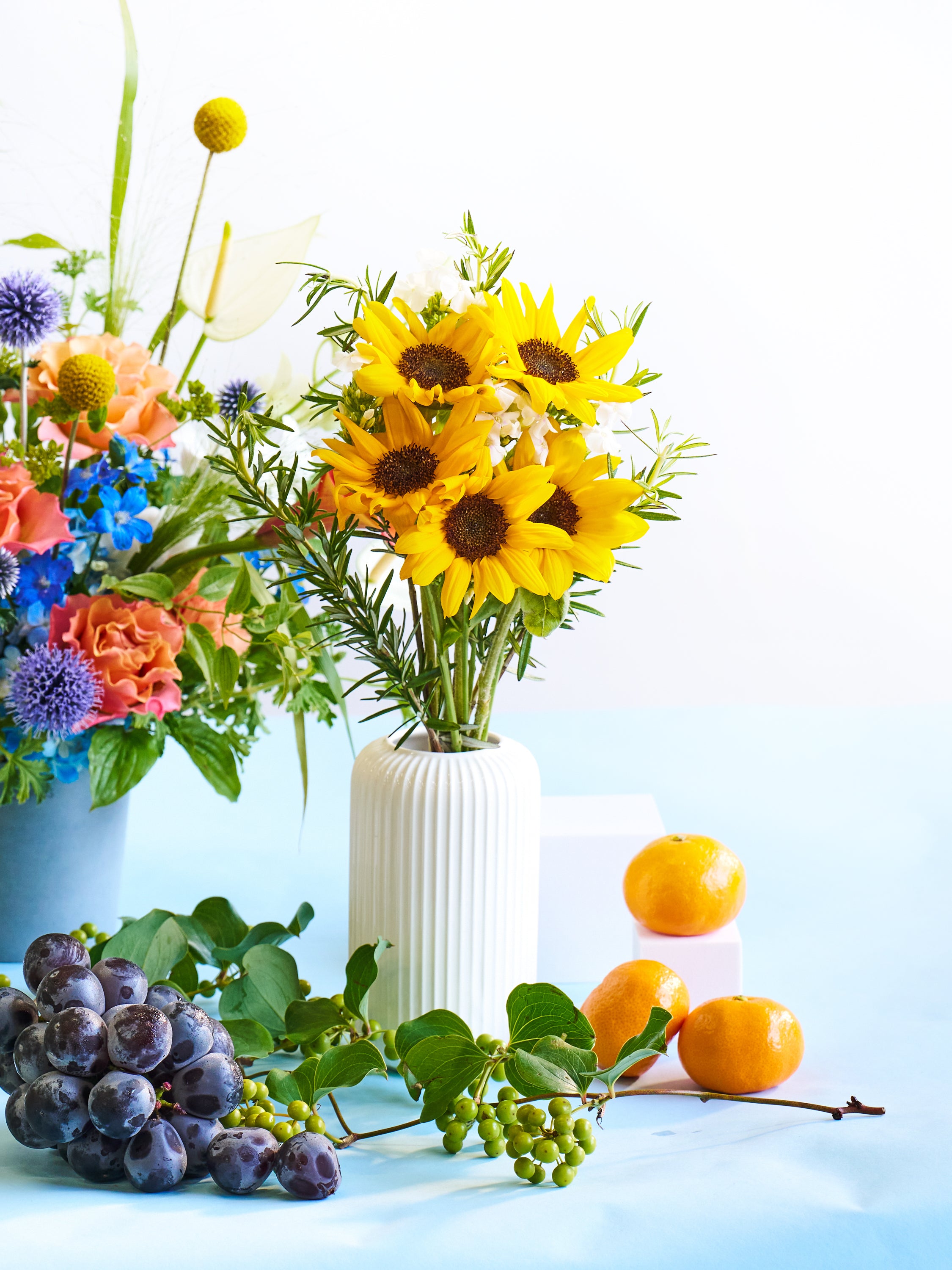 7月の誕生花】ひまわりと小花の可憐なブーケ S | お花の通販AND