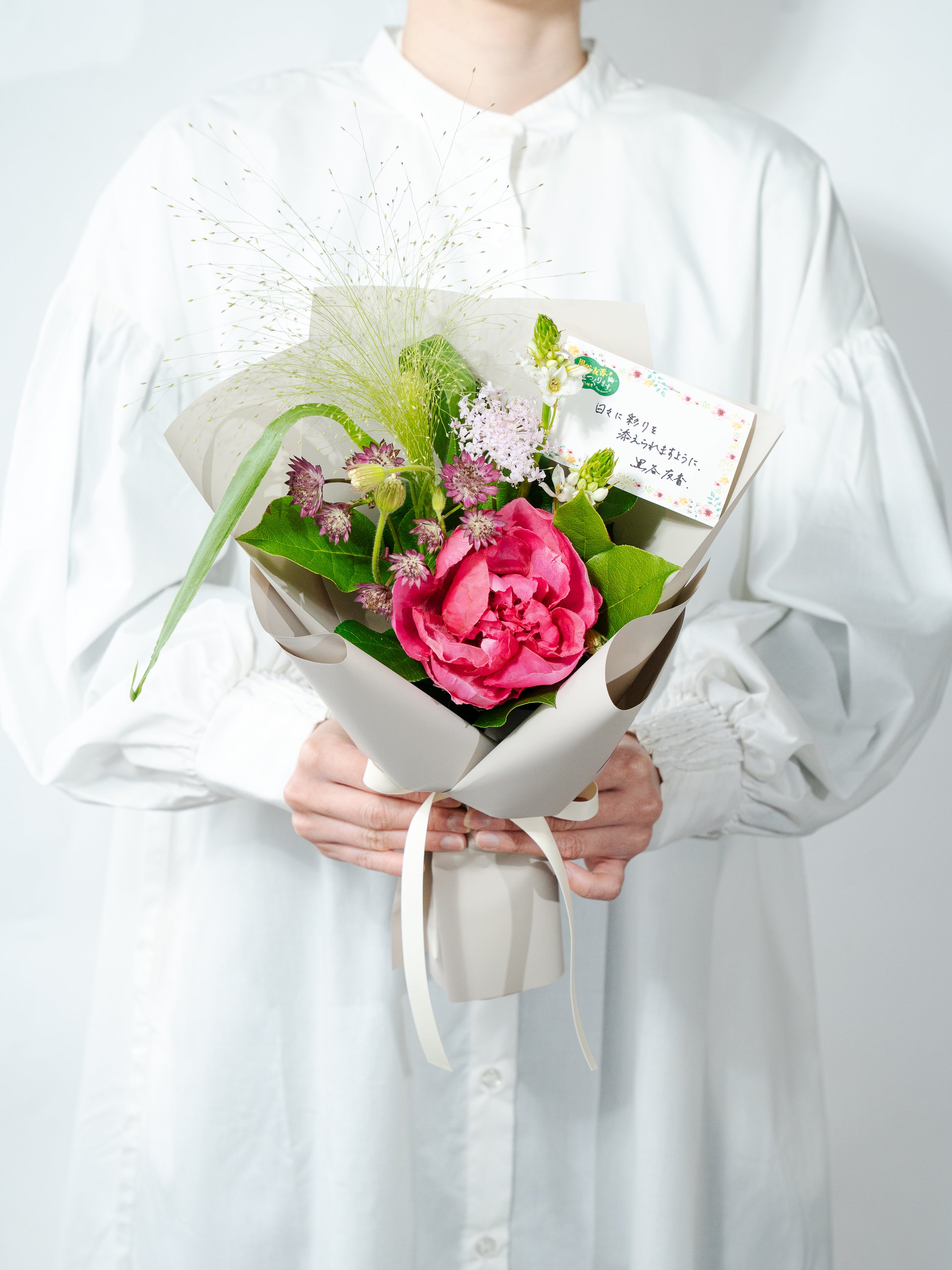 黒谷友香さん監修】5月の摘みたてガーデンブーケ | お花の通販AND
