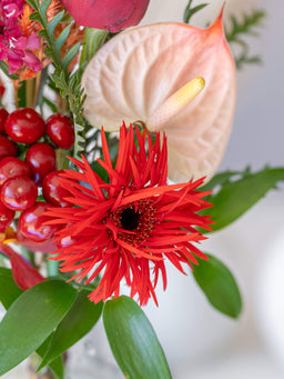 OSAJI ハンド美容液とおまかせブーケS レッドのセット