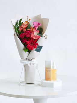 OSAJI ハンド美容液とおまかせブーケS レッドのセット