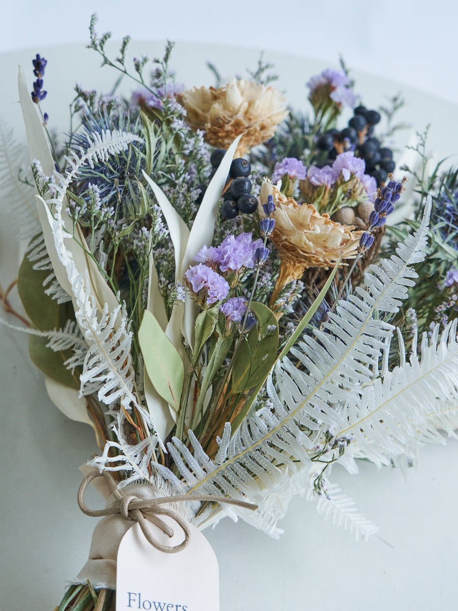 ドライフラワー スワッグ・三角オブジェ | お花の通販 AND PLANTS