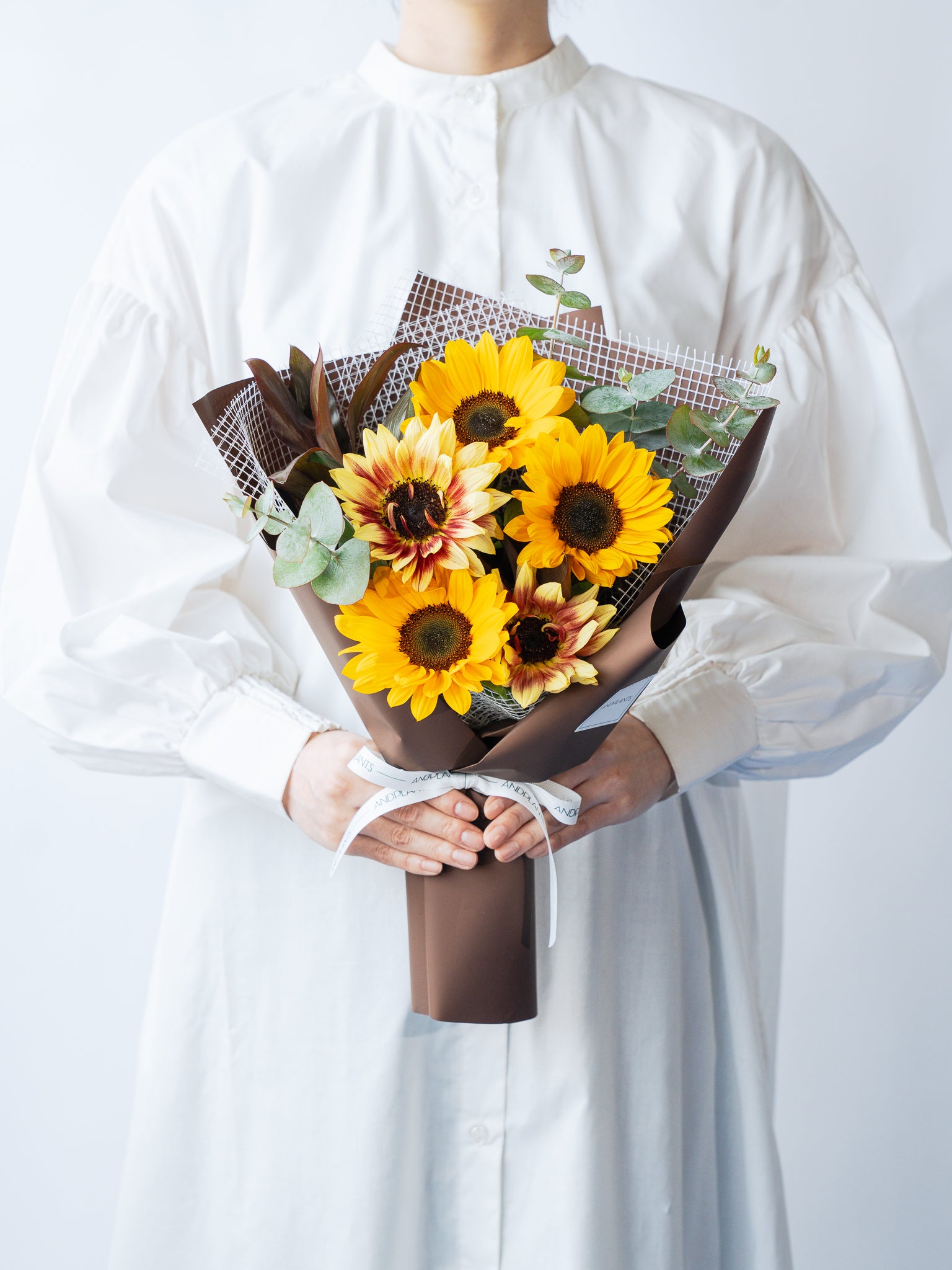 生命の花束4枚セット 父の日】神戸紅茶「生紅茶 4種詰め合わせ」とひまわりの花束のセット
