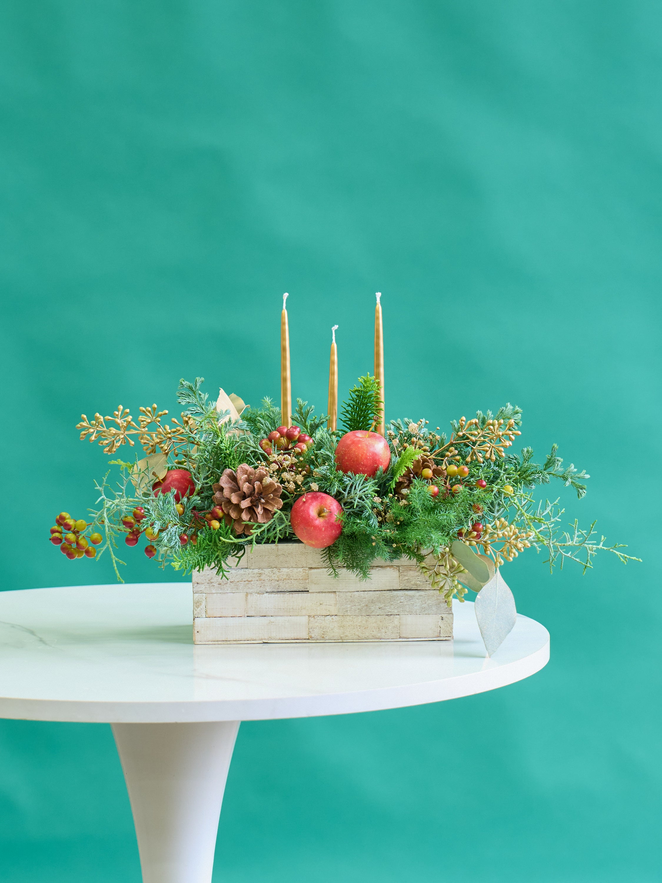 クリスマス'25】森のキャンドルアレンジメント L | お花の通販AND