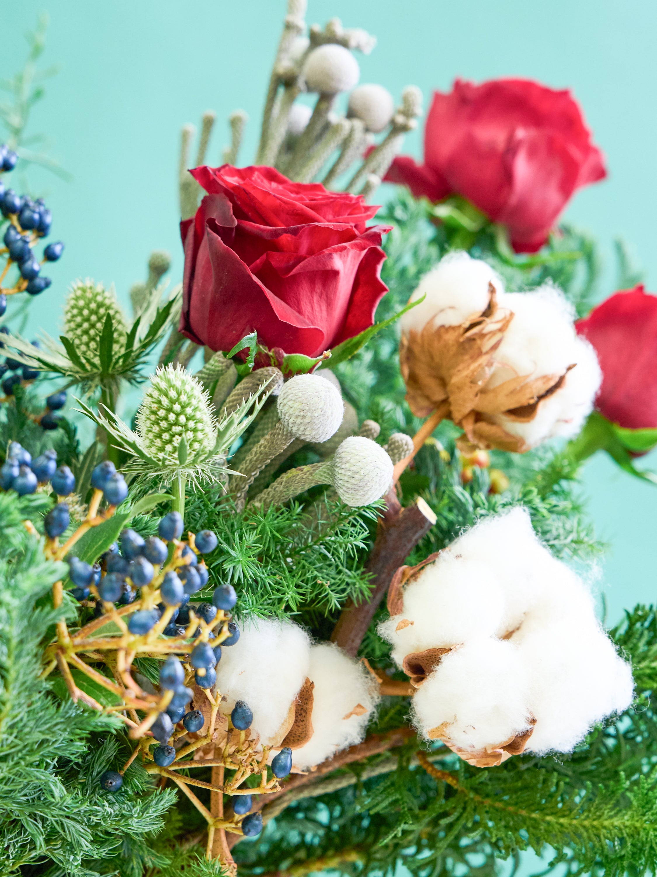 クリスマス'25】スワッグにもなる生花の森の花束 L | お花の通販AND