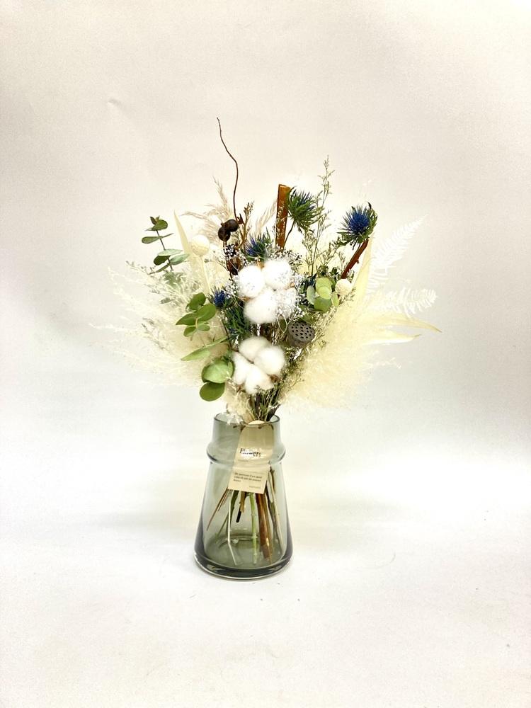 【ウィンター】パウダースノーなドライフラワー花瓶アレンジ