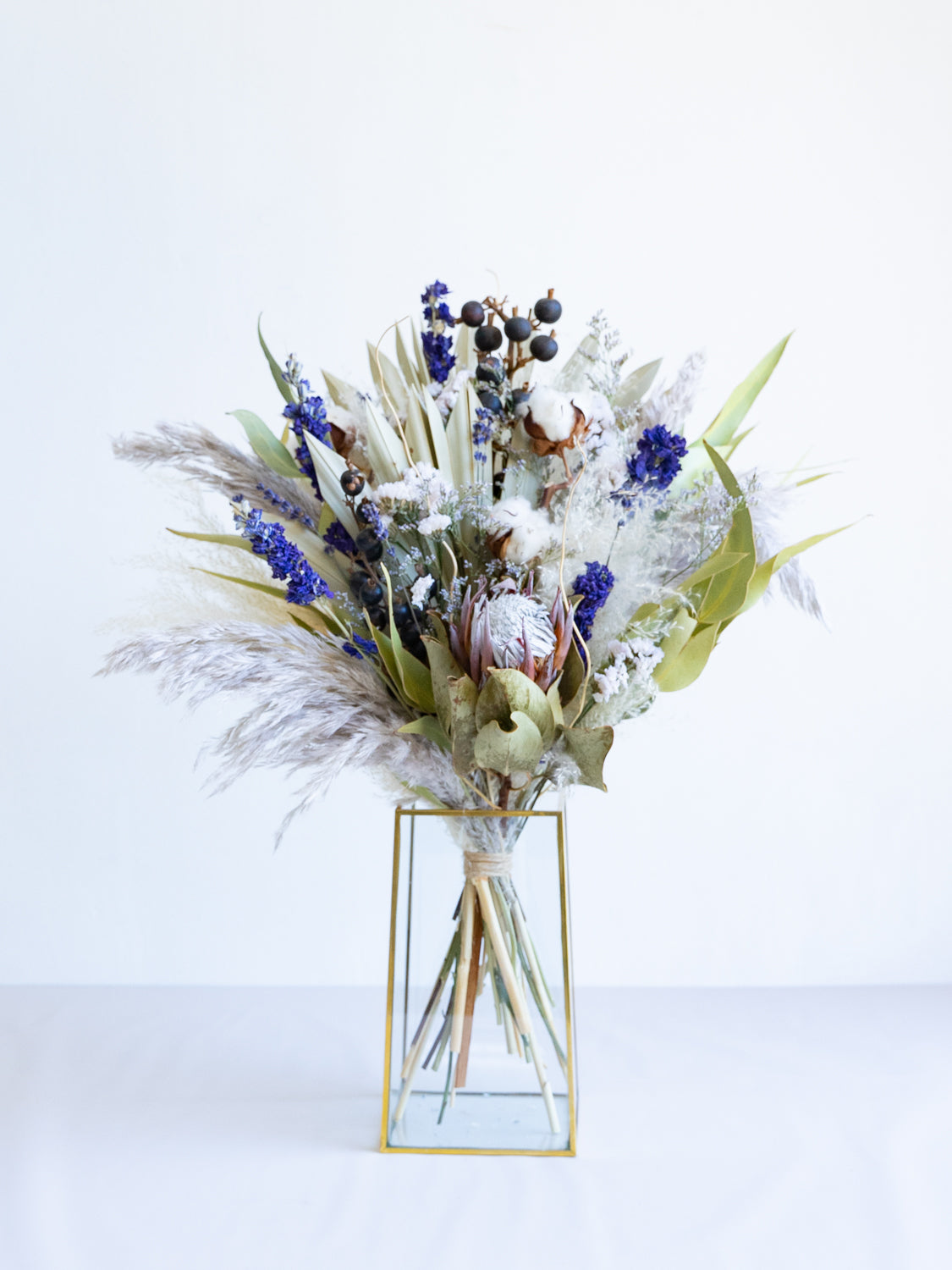 花瓶に飾れる】ドライフラワーの花束 L - ブルー - | お花の通販AND
