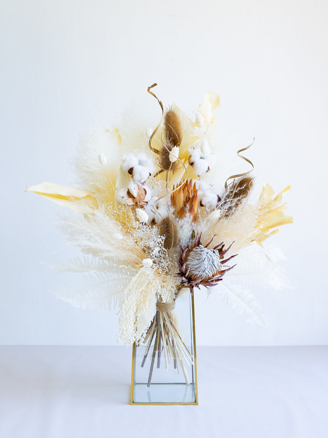 花瓶に飾れる】ドライフラワーの花束 L - ベージュ - | お花の通販AND